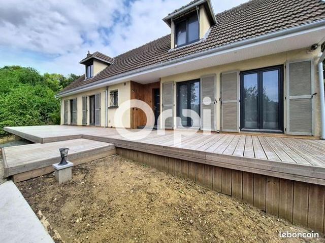 Maison 5 pièces 160 m²