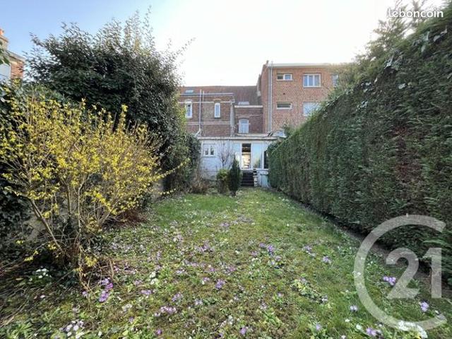 Maison 5 pièces 160 m²