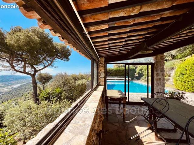 Maison 5 pièces 160 m²