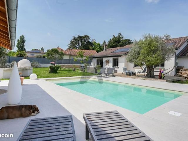 Maison 5 pièces 160 m²