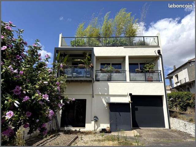 Maison 5 pièces 160 m²