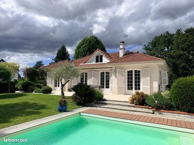 Maison 5 pièces 160 m²