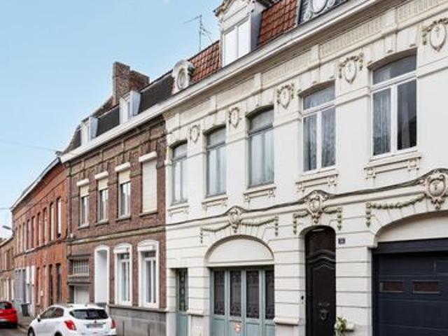 Maison 5 pièces 160 m²