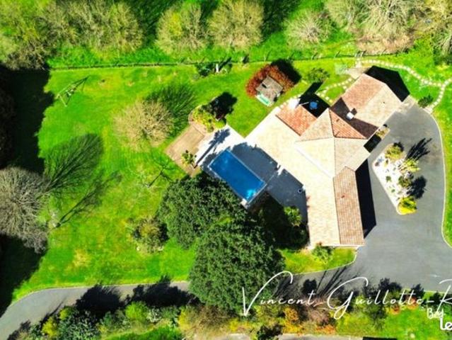 Maison 5 pièces 160 m²
