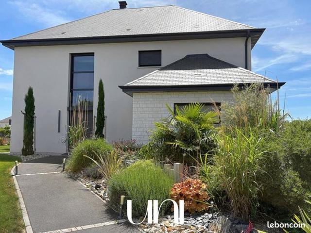 Maison 5 pièces 160 m²
