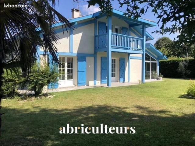 Maison 5 pièces 160 m²