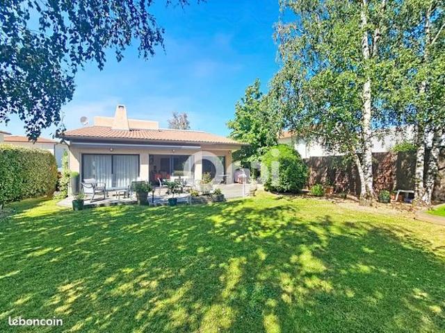 Maison 5 pièces 160 m²