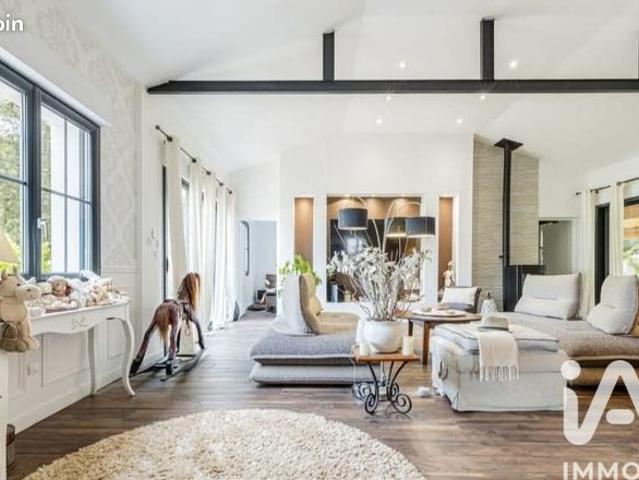 Maison 5 pièces 160 m²