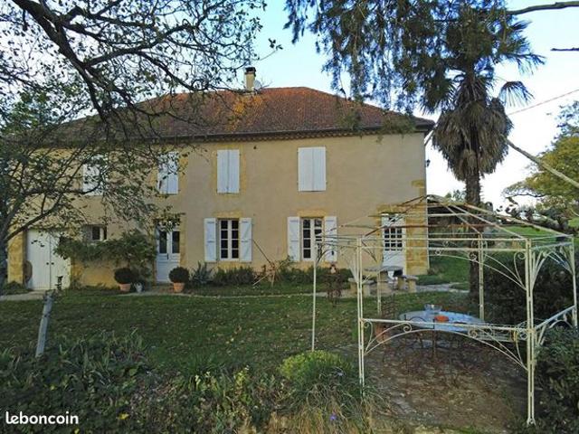 Maison 5 pièces 160 m²
