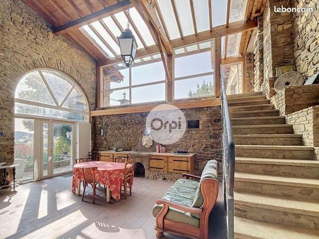Maison 5 pièces 160 m²