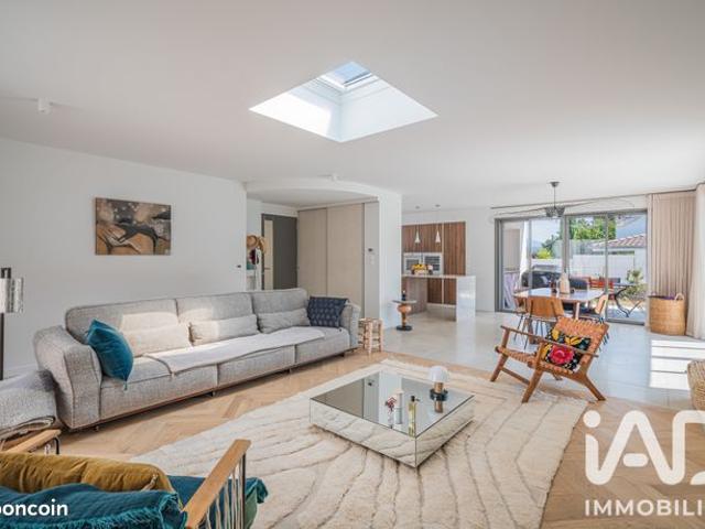 Maison 5 pièces 160 m²