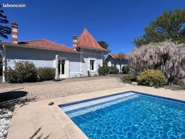 Maison 5 pièces 160 m²