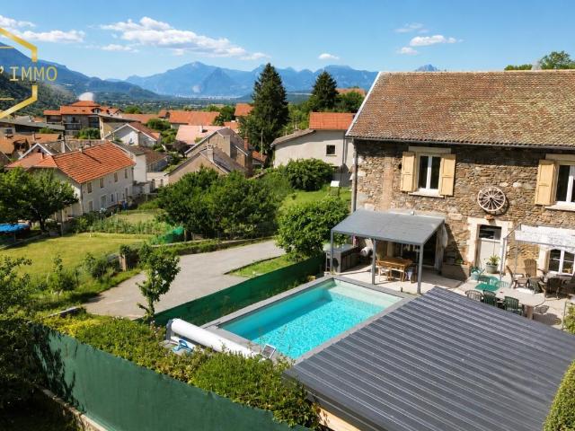 Maison 5 pièces 150 m²