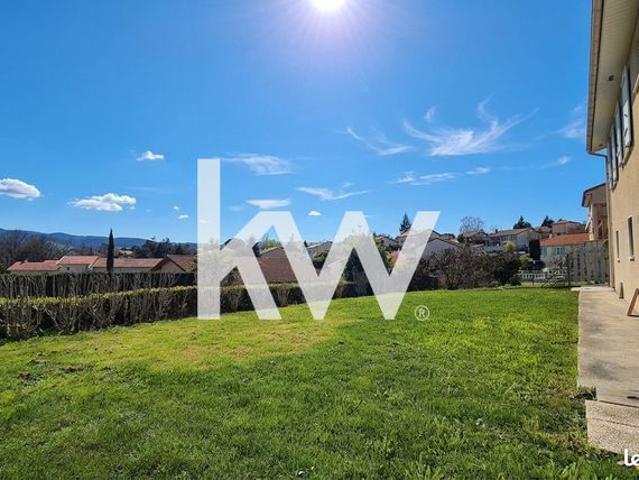 Maison 5 pièces 160 m²