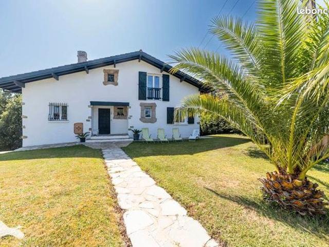 Maison 5 pièces 160 m²