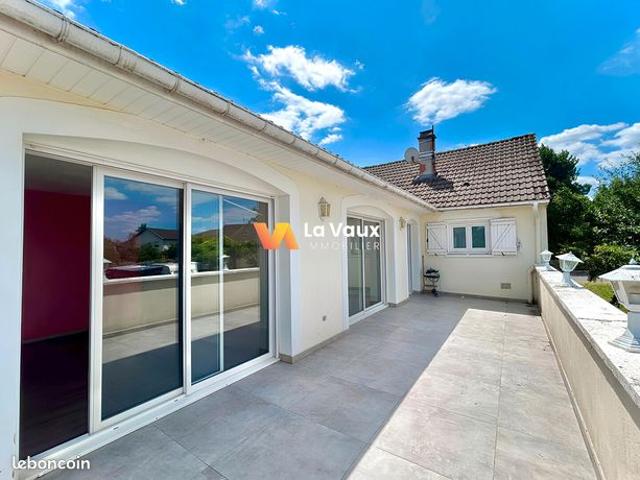 Maison 5 pièces 160 m²