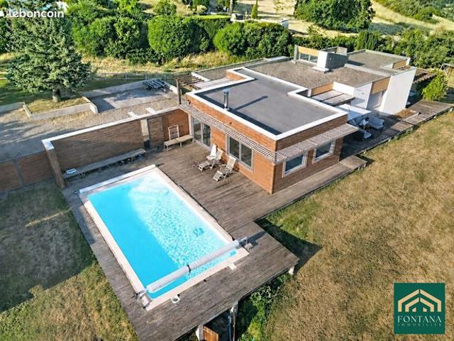 Villa 5 pièces 160 m²