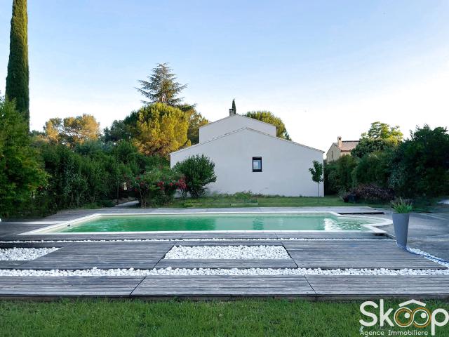 Maison 5 pièces 160 m²