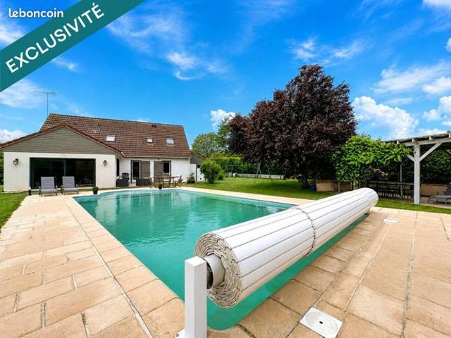Maison 5 pièces 160 m²