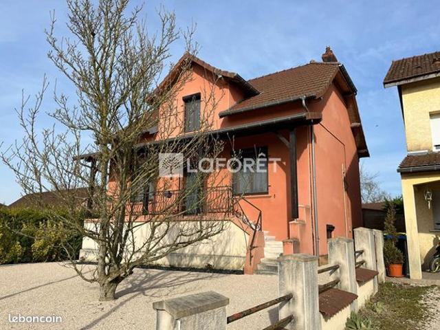 Maison 5 pièces 160 m²