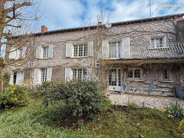 Maison 5 pièces 160 m²