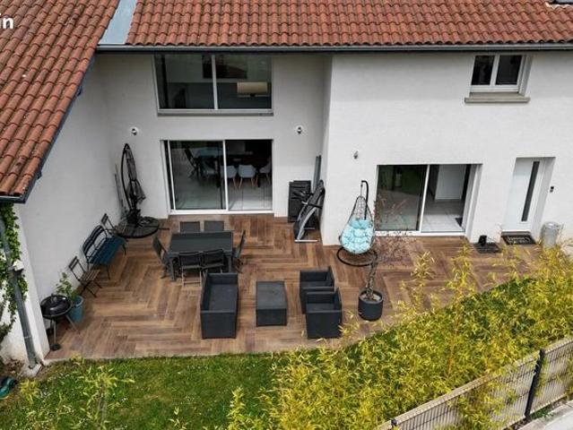 Maison 5 pièces 160 m²