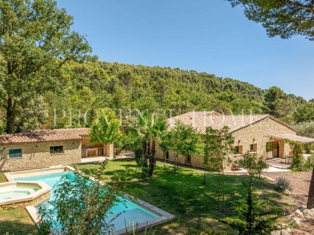 Maison 5 pièces 160 m²