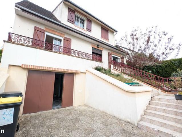 Maison 5 pièces 160 m²