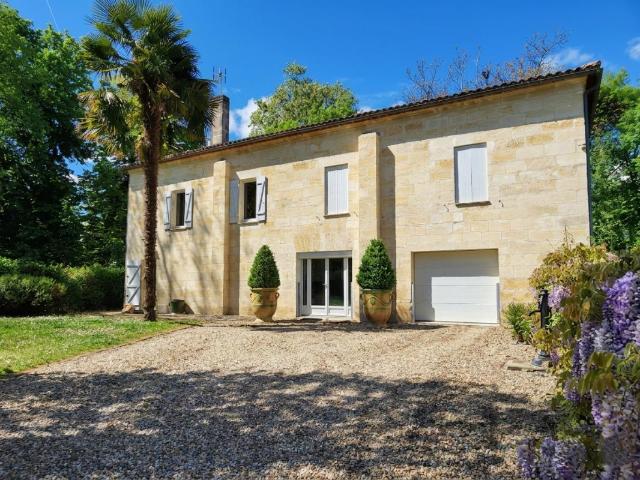 Maison 5 pièces 160 m²