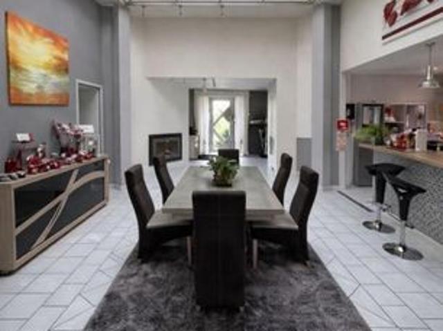 Maison 5 pièces 160 m²