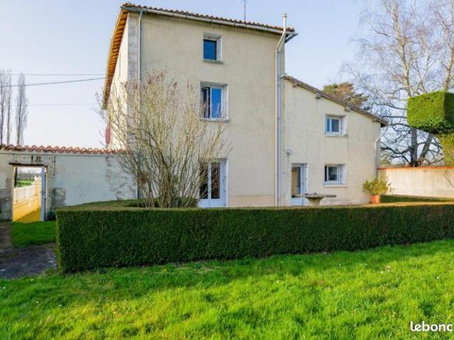 Maison 5 pièces 160 m²