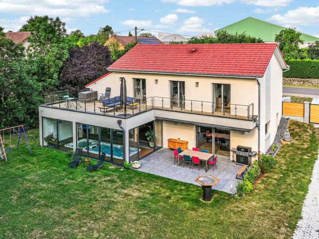 Maison 5 pièces 160 m²