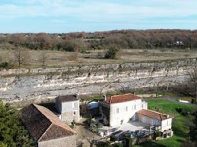 Maison 5 pièces 160 m²