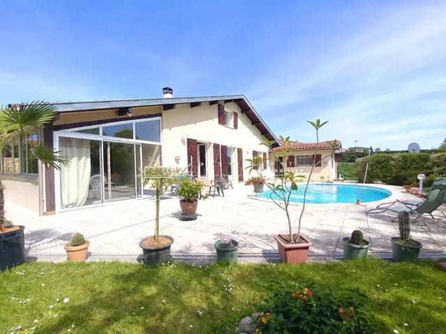 Maison 5 pièces 160 m²