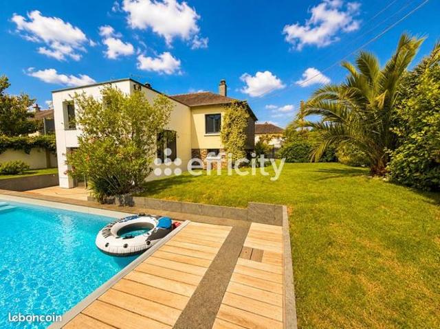 Maison 5 pièces 160 m²