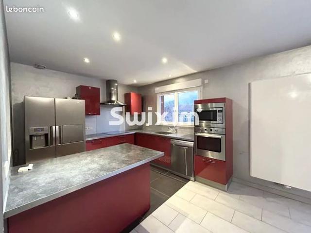Maison 5 pièces 160 m²