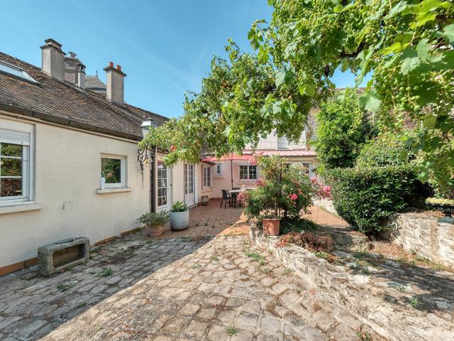 Maison 5 pièces 160 m²
