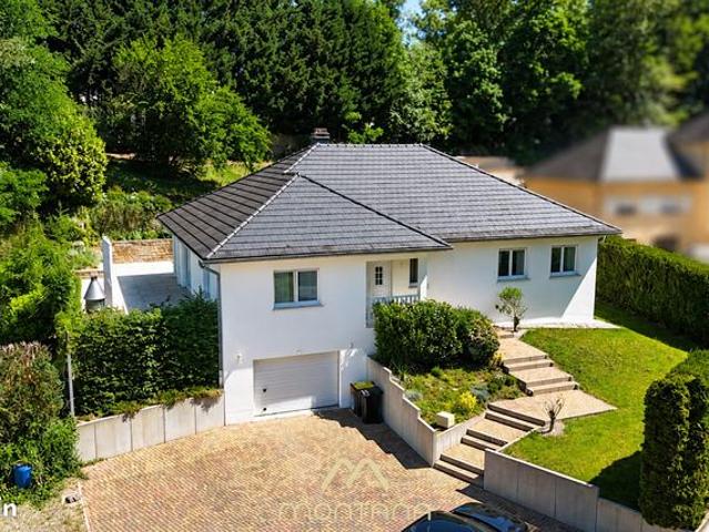 Propriété 5 pièces 181 m²