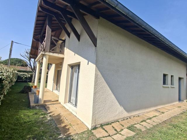 Maison 5 pièces 160 m²