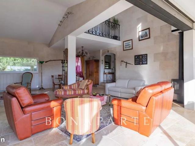 Villa 5 pièces 160 m²