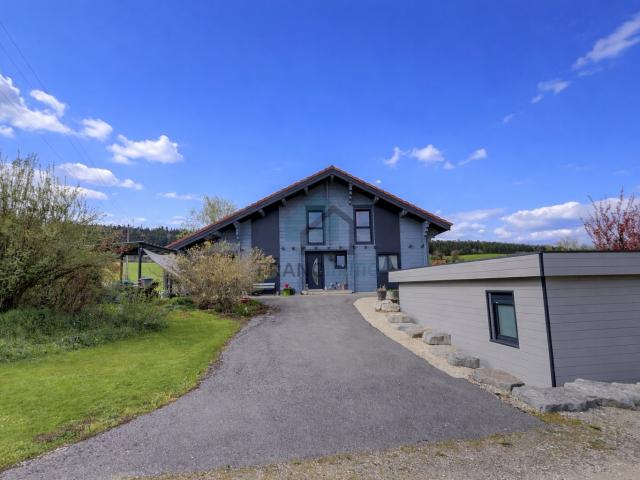 Maison 5 pièces 160 m²