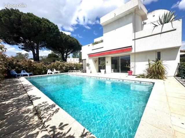 Maison 5 pièces 160 m²