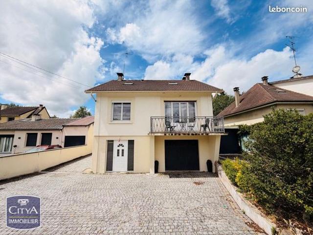 Maison 5 pièces 160 m²