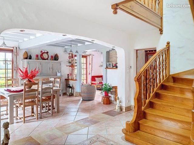 Maison 5 pièces 160 m²