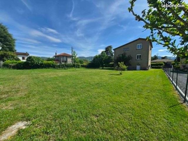Maison 5 pièces 160 m²