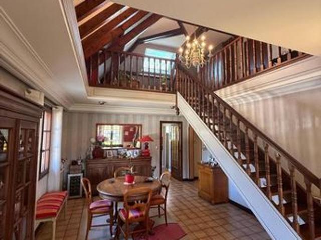 Maison 5 pièces 160 m²