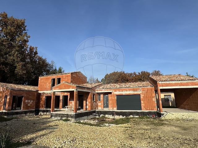 Maison 5 pièces 160 m²