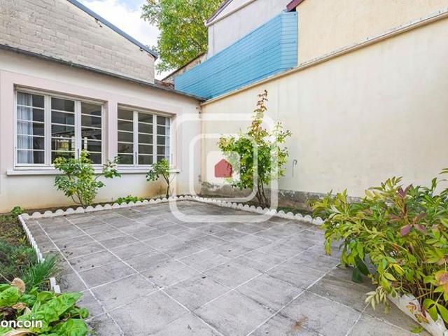 Maison 5 pièces 160 m²