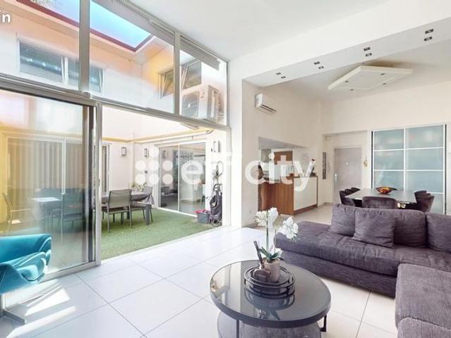 Maison 5 pièces 160 m²