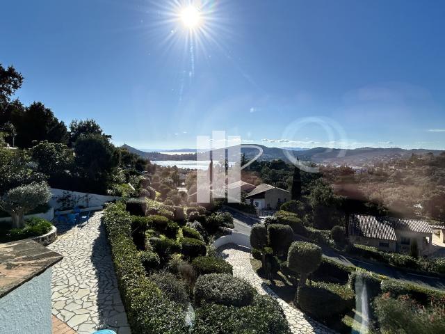 Maison 5 pièces 160 m²